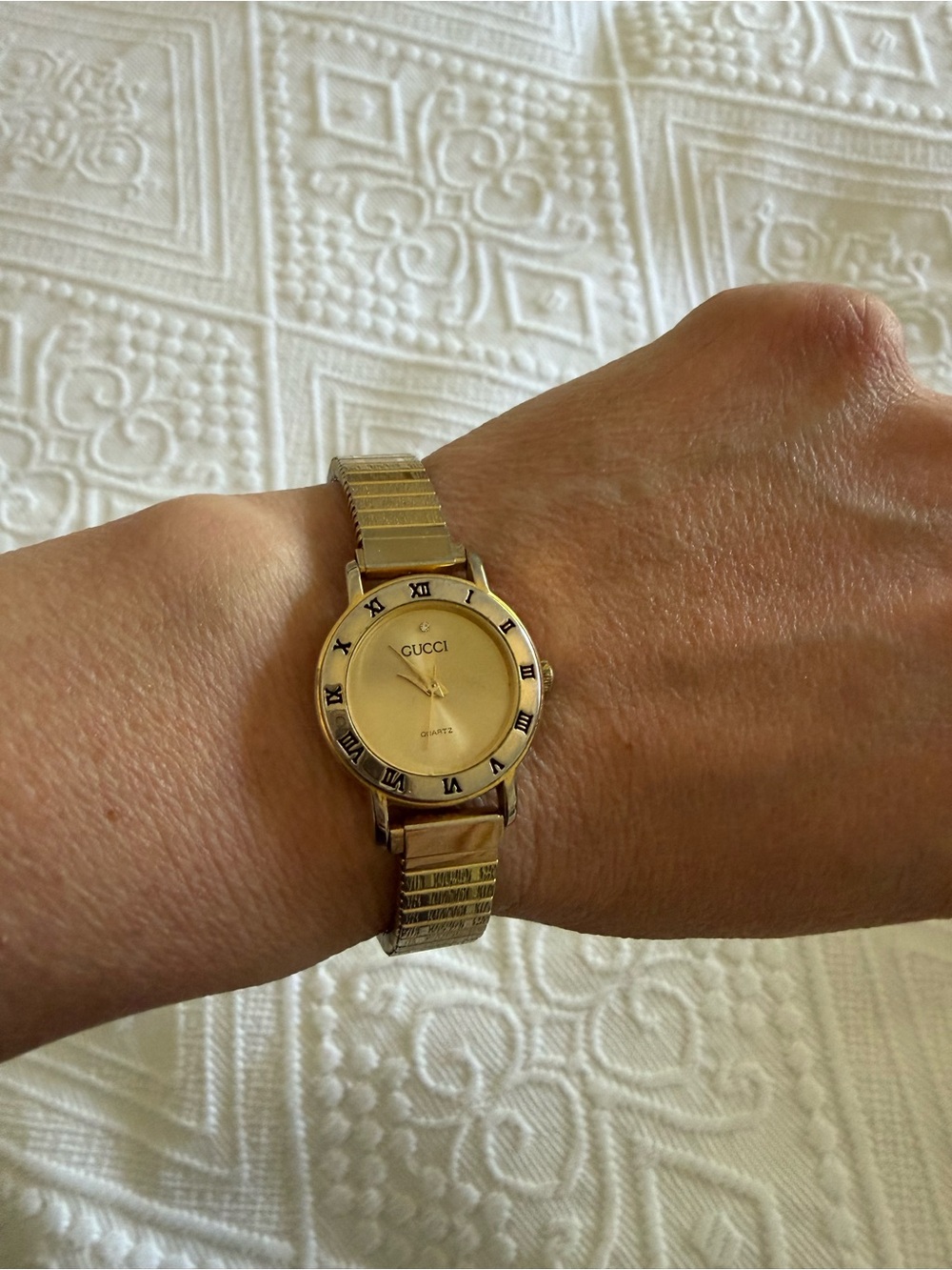 Vintage Gucci Gold-Tone Bracelet Watch with Roman Numeral Bezel. Diamond accent